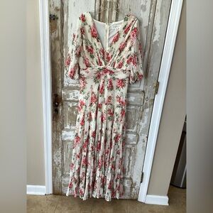 Big Hit Fashion Floral Pleated Plunge Neckline Tiered Maxi Dress - M - GORGEOUS!
